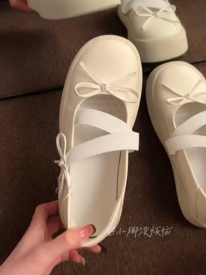 圆头 低帮 松紧带 浅口鞋 皮革