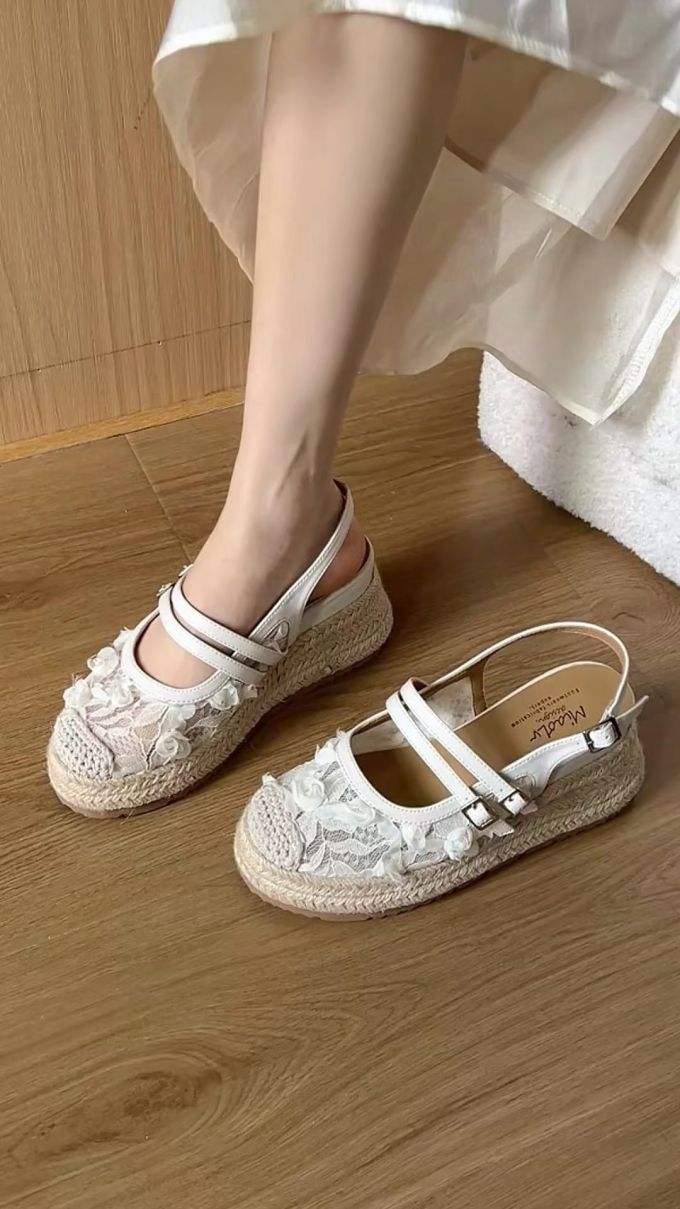 低帮 中口鞋 蕾丝