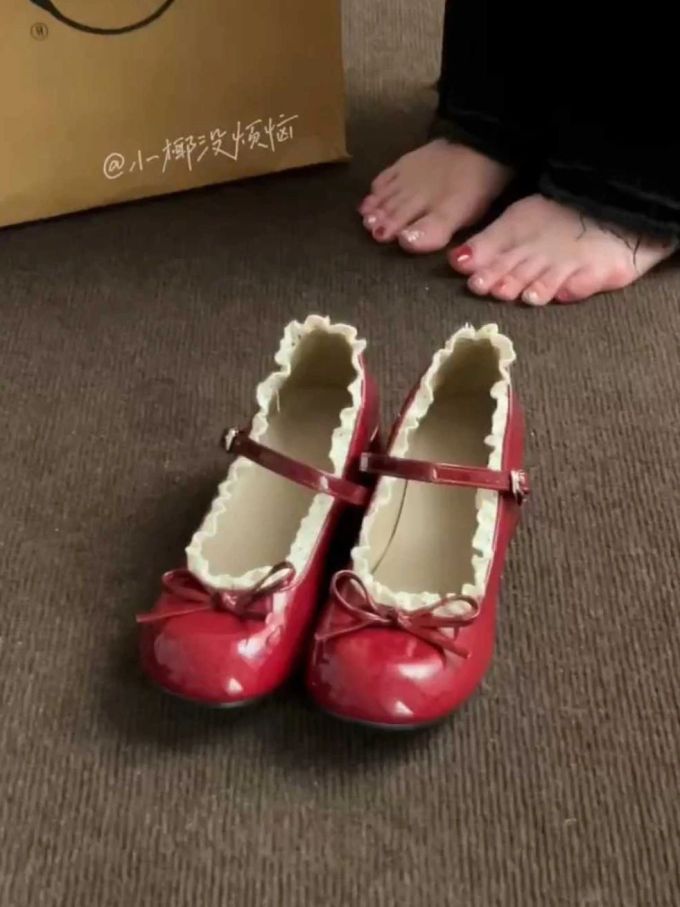 圆头 袢扣 中口鞋 皮革 