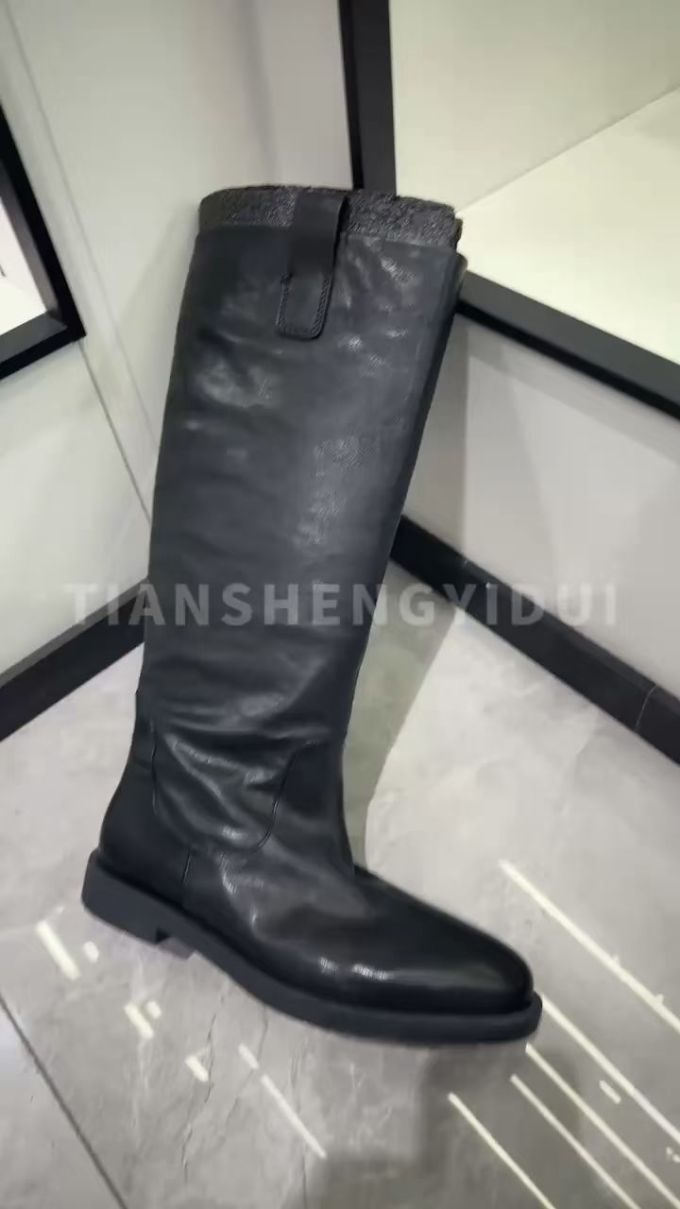 尖头 皮革