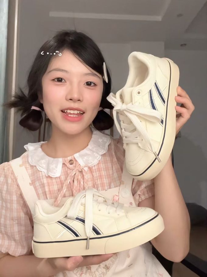棉麻 翻领 无袖 满印&循环 打结-扭结 荷叶边 边缘装饰 晚霞色 灰白红 纯粹的幸福