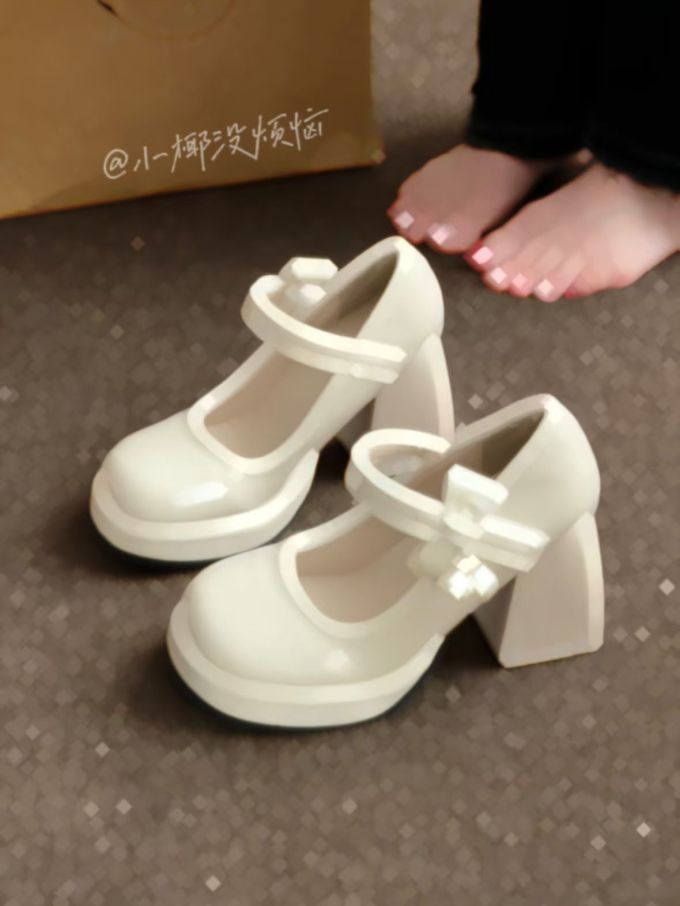 圆头 魔术贴 浅口鞋 皮革