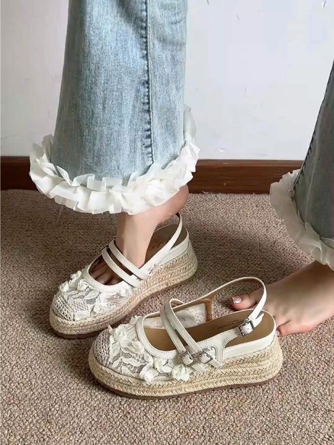圆头 低帮 中口鞋 蕾丝