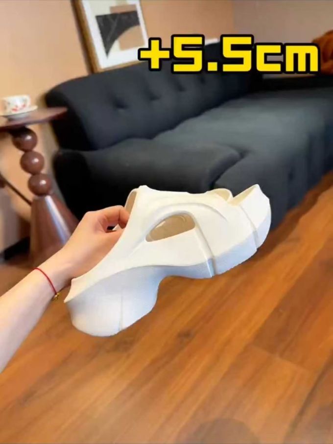 无帮 