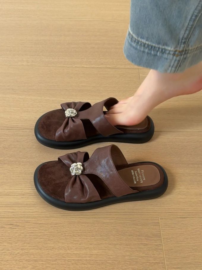 平底 圆头 中口鞋 皮革