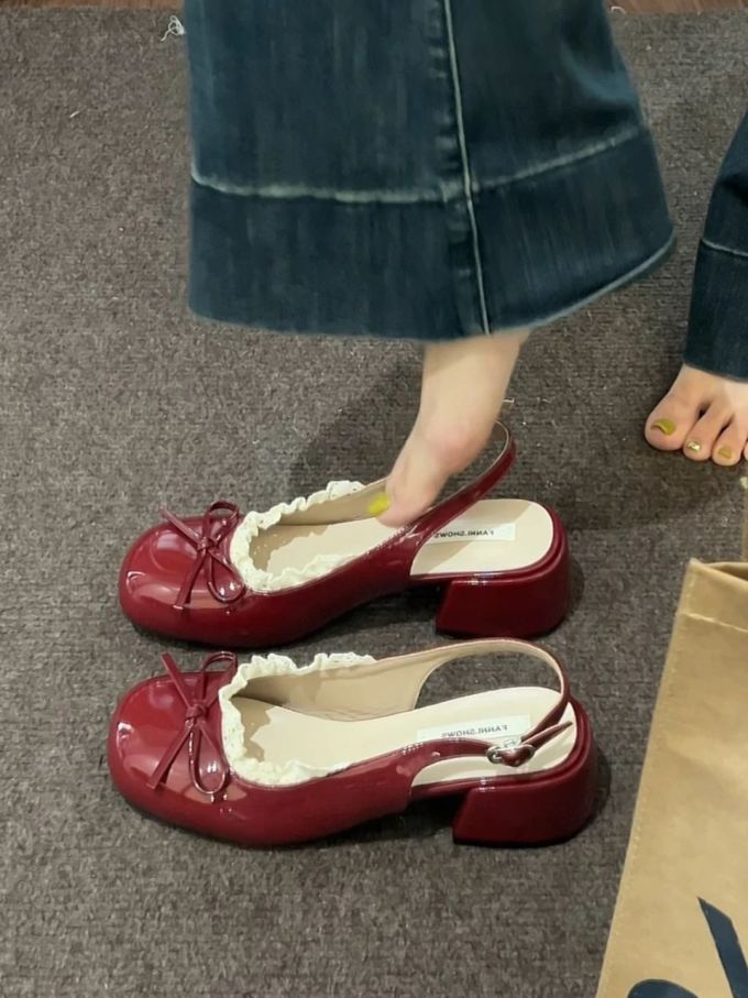 圆头 中口鞋 皮革