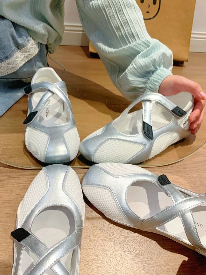 圆头 中口鞋 皮革 
