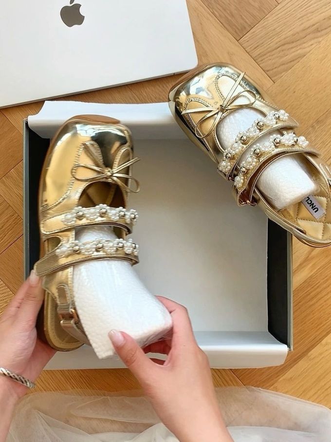 方头 袢扣 中口鞋 皮革