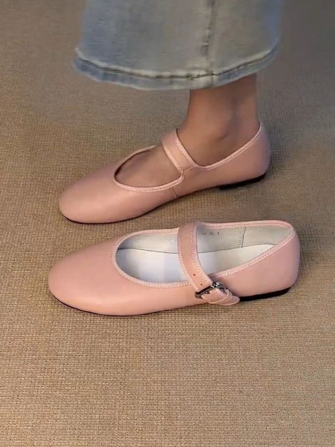 圆头 中口鞋 皮革