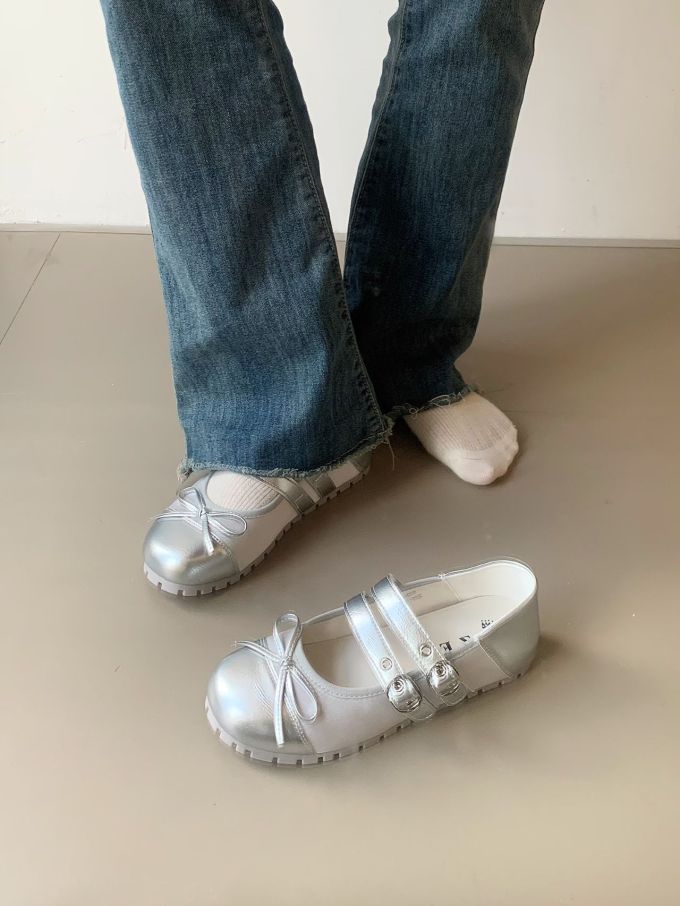 圆头 中口鞋 皮革