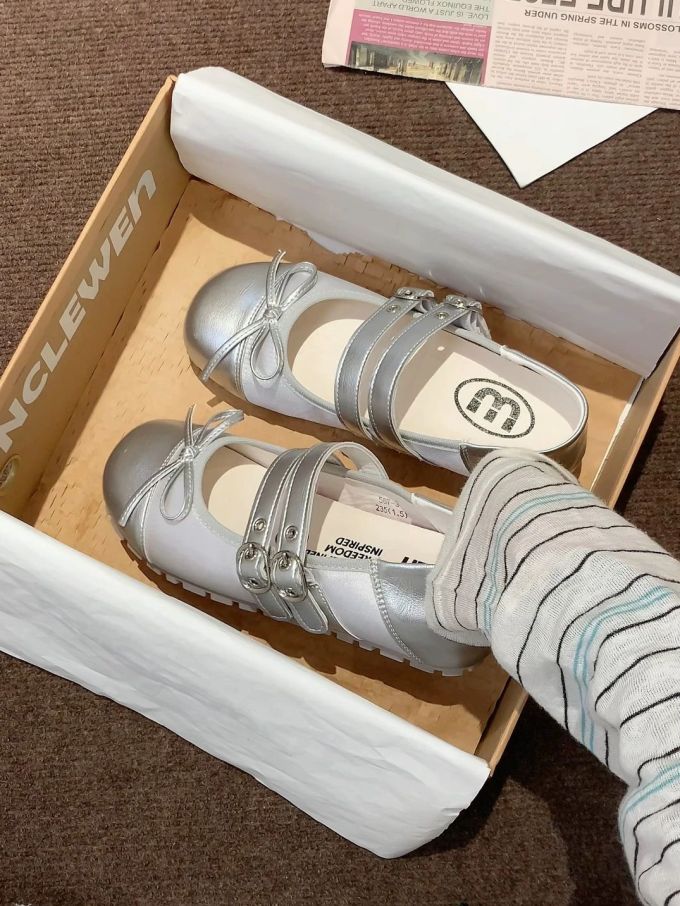 异形头-分趾 中口鞋 皮革