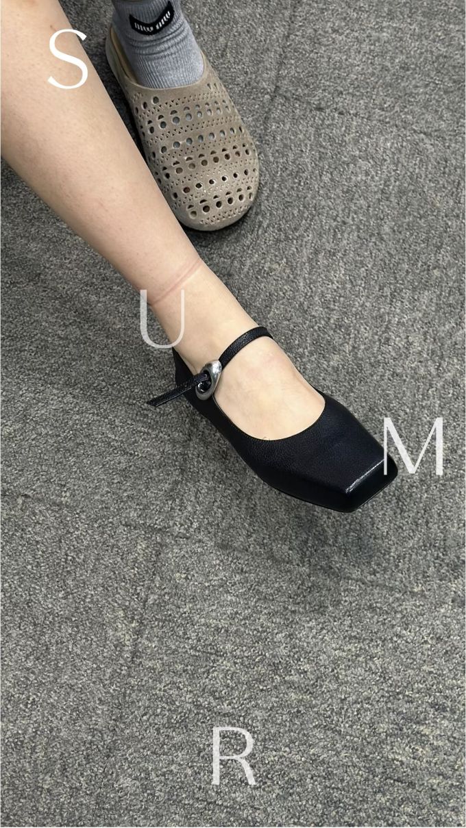 方头 袢扣 中口鞋 皮革 