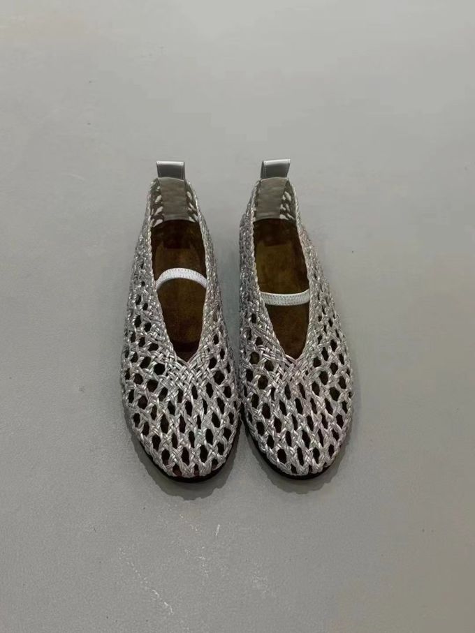 圆头 低帮 中口鞋 皮革