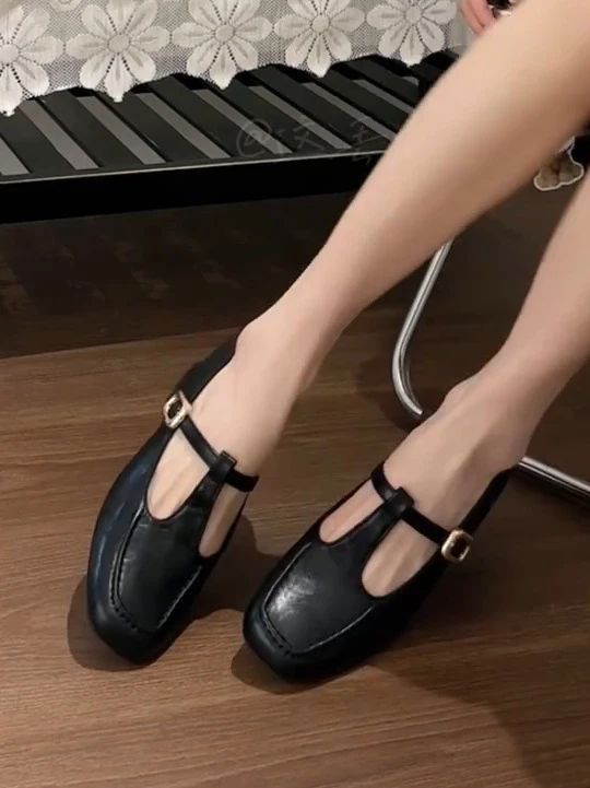 袢扣 中口鞋 皮革