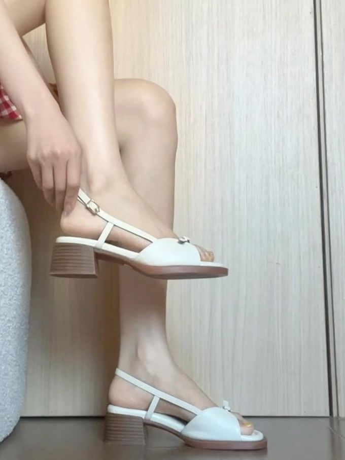 袢扣 皮革 