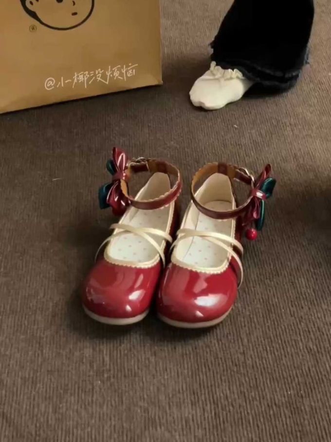 圆头 袢扣 魔术贴 中口鞋 皮革