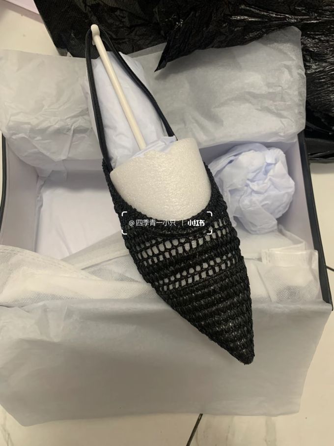 尖头 无帮 一脚蹬 中口鞋