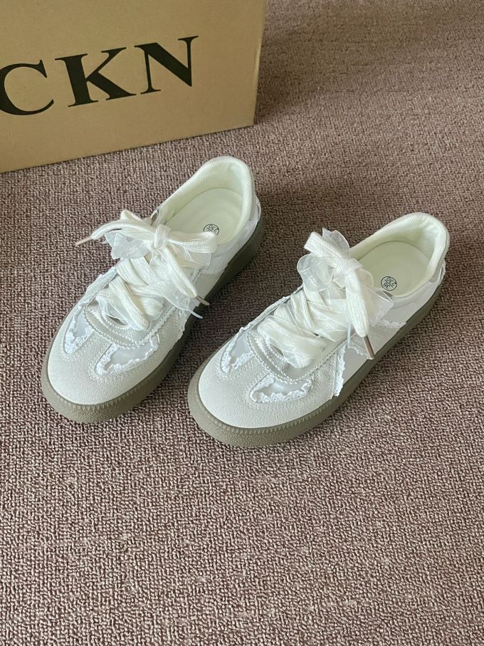圆头 低帮 系带 深口鞋 蕾丝