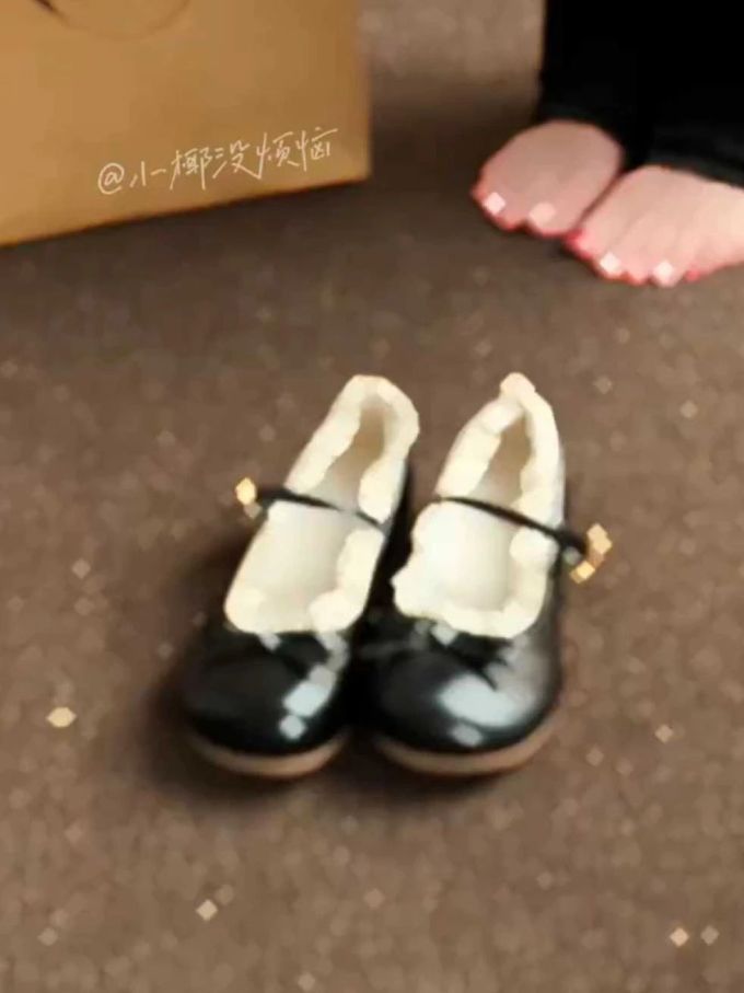 圆头 袢扣 中口鞋 皮革 