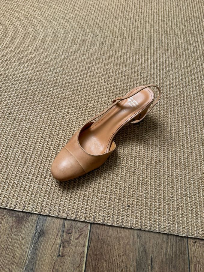 无帮 袢扣 皮革 