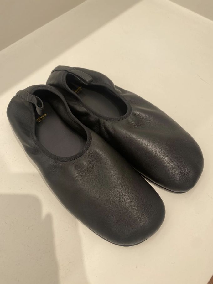 圆头 低帮 中口鞋 皮革