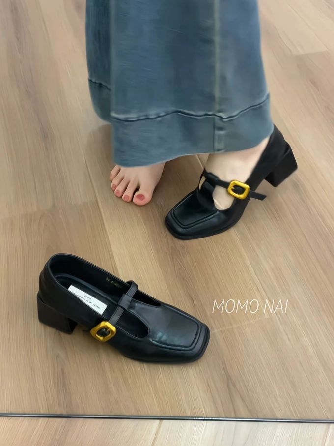 方头 袢扣 中口鞋 皮革