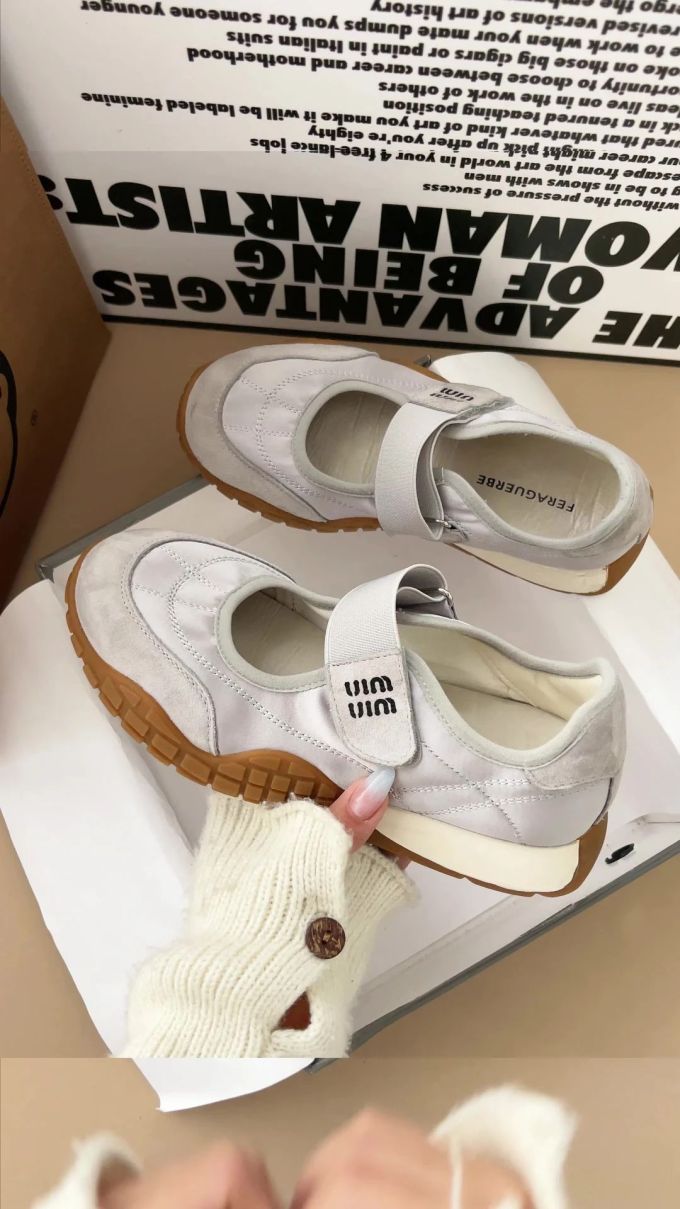 圆头 中口鞋 皮革