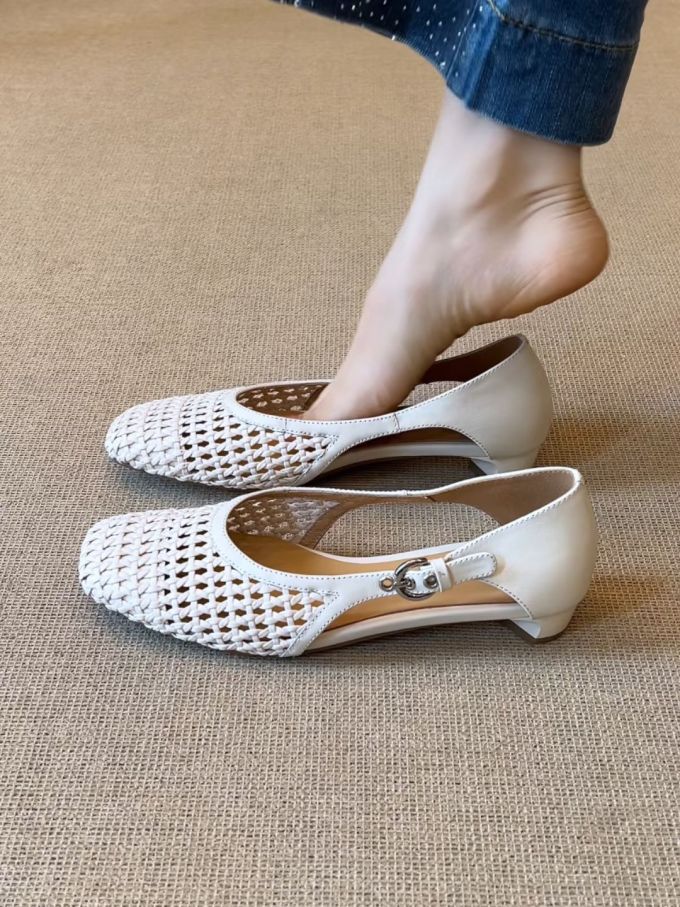 中口鞋 皮革