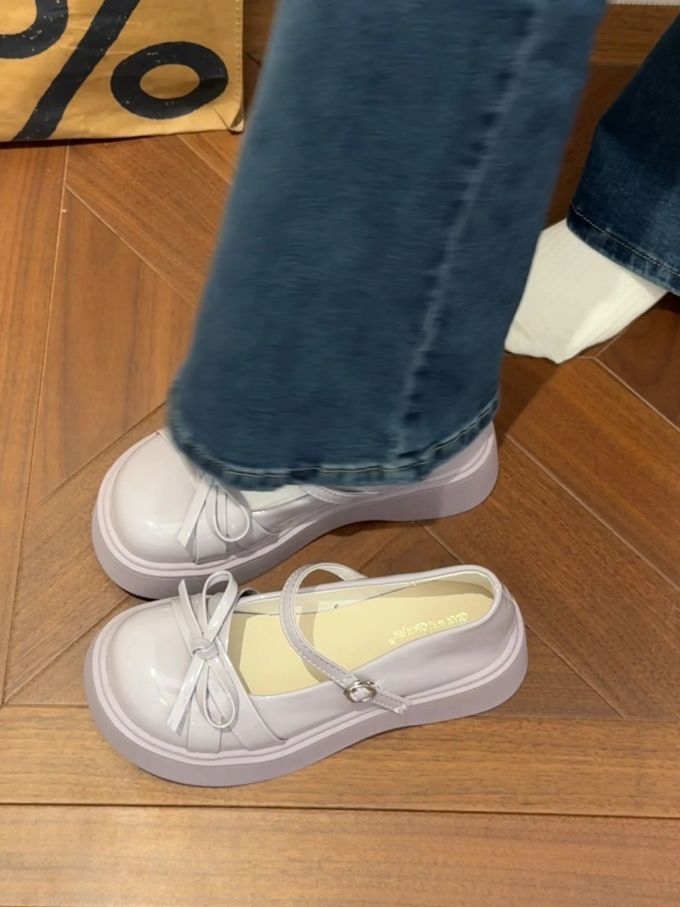 圆头 袢扣 中口鞋 皮革