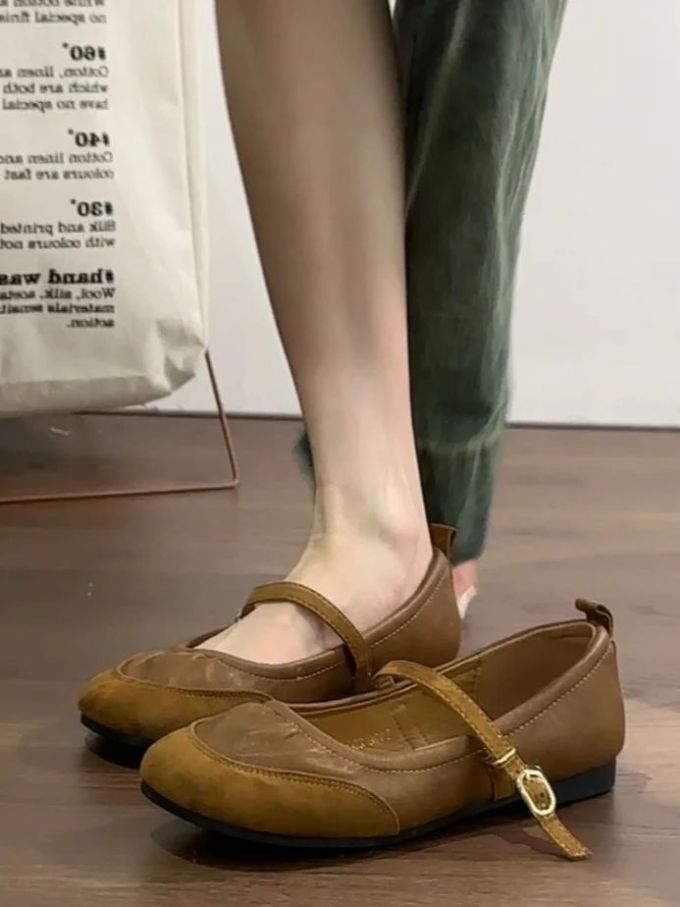 圆头 中口鞋 皮革