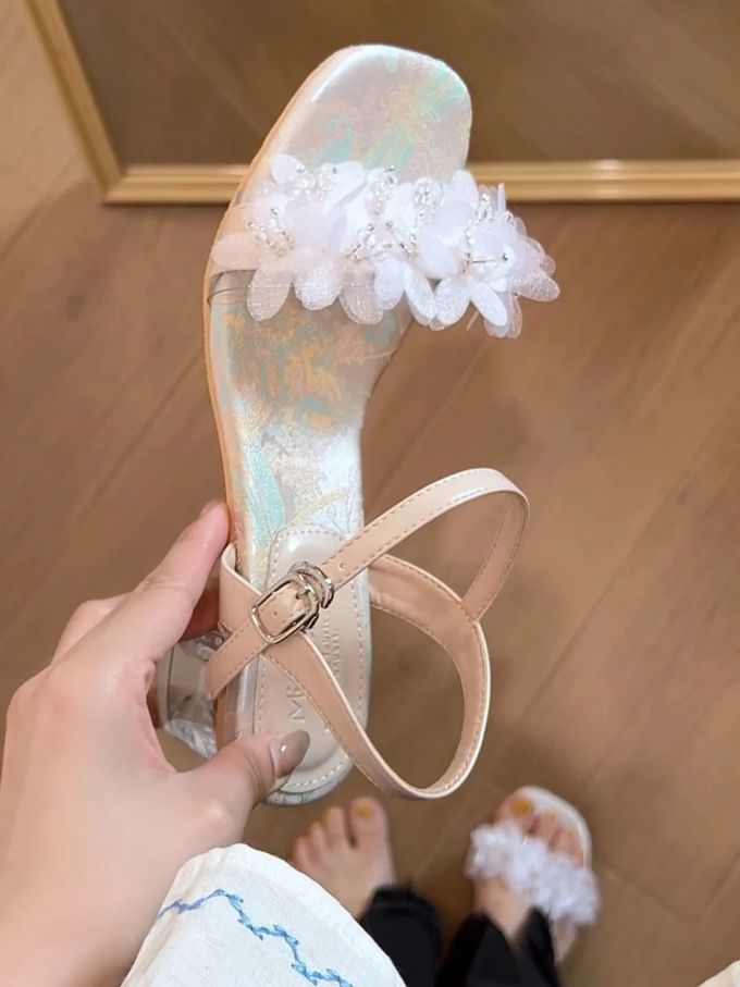 圆头 袢扣 蕾丝