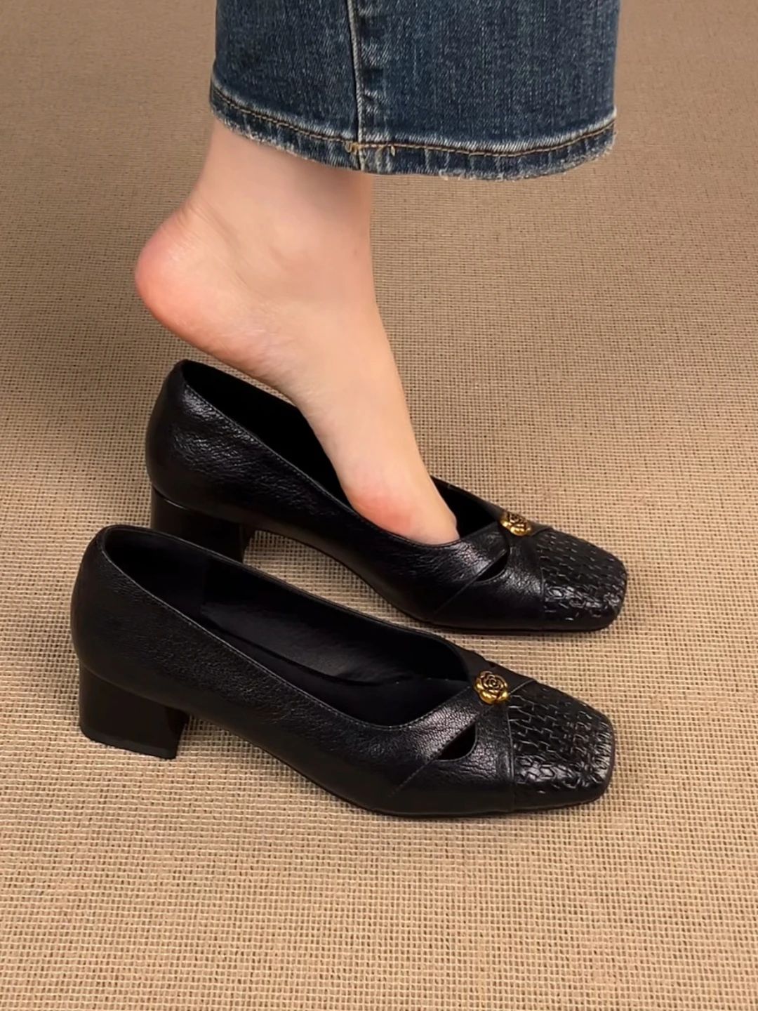 圆头 一脚蹬 中口鞋 皮革  - VALI鞋履AI设计主图