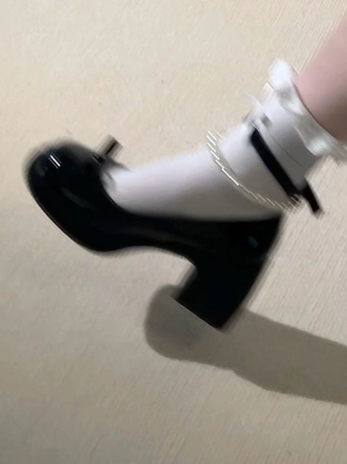 浅口鞋 皮革
