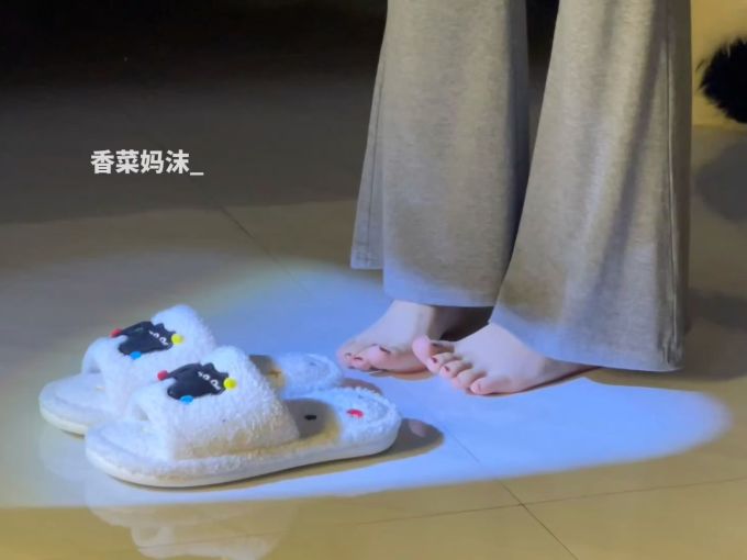 平底 无帮 绒毛/绒面