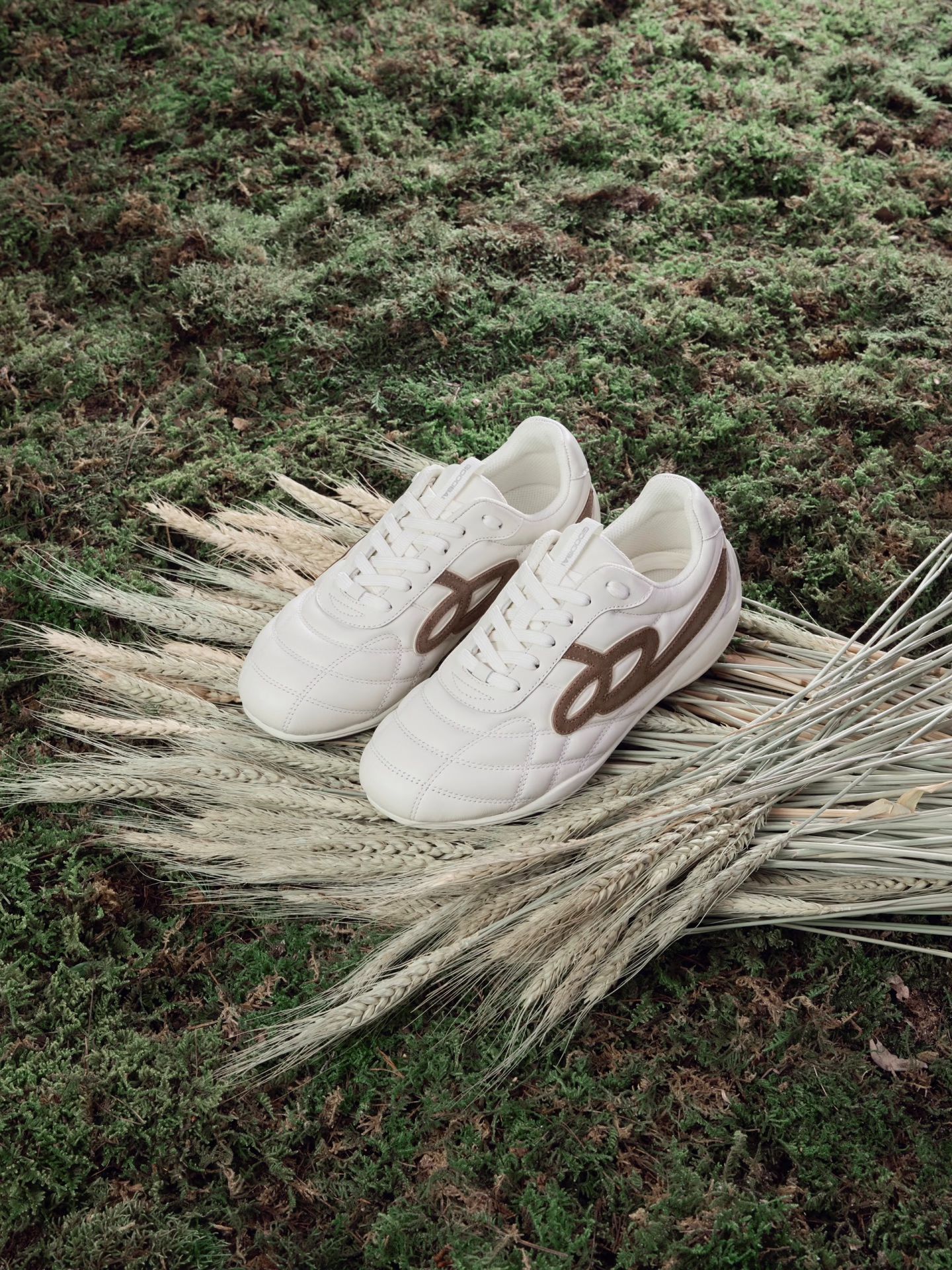 低帮 系带 皮革  - VALI鞋履AI设计主图