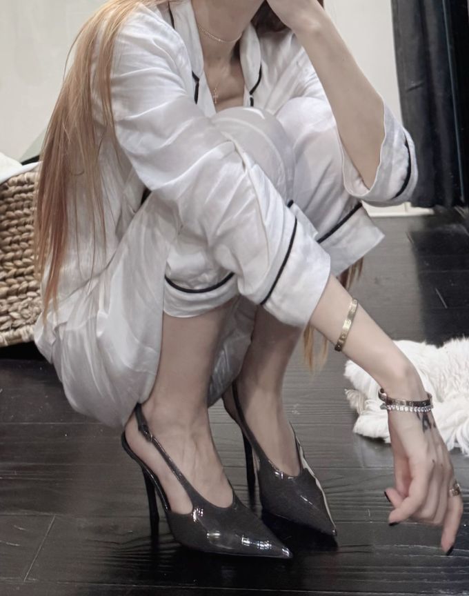 高跟 细跟 尖头 低帮 中口鞋 塑料