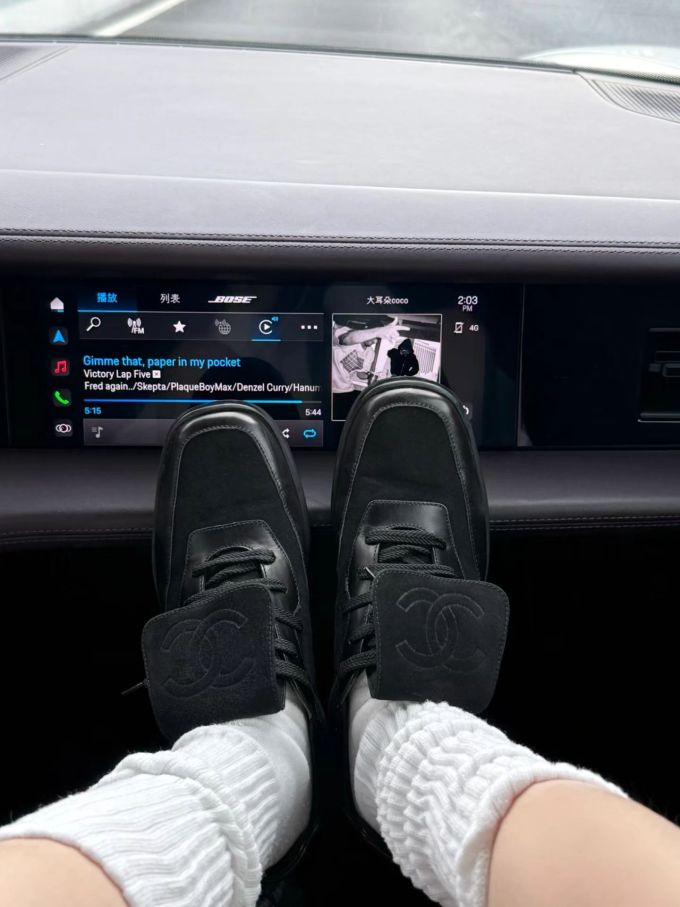 方头 系带 皮革