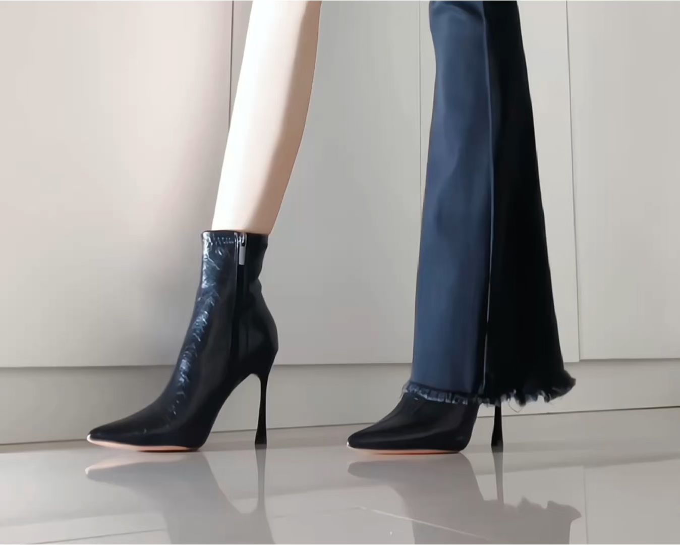 高跟 细跟 尖头 拉链 皮革  - VALI鞋履AI设计主图