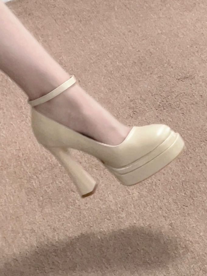 圆头 浅口鞋 皮革