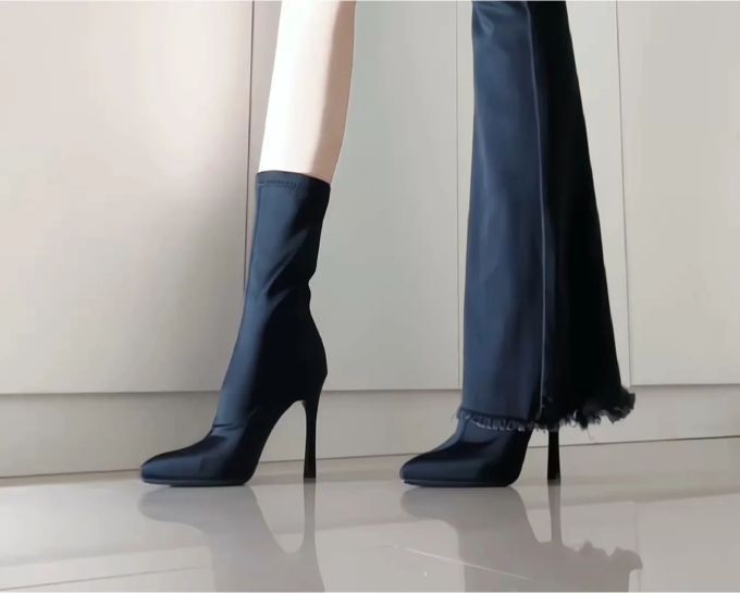 高跟 细跟 尖头 皮革