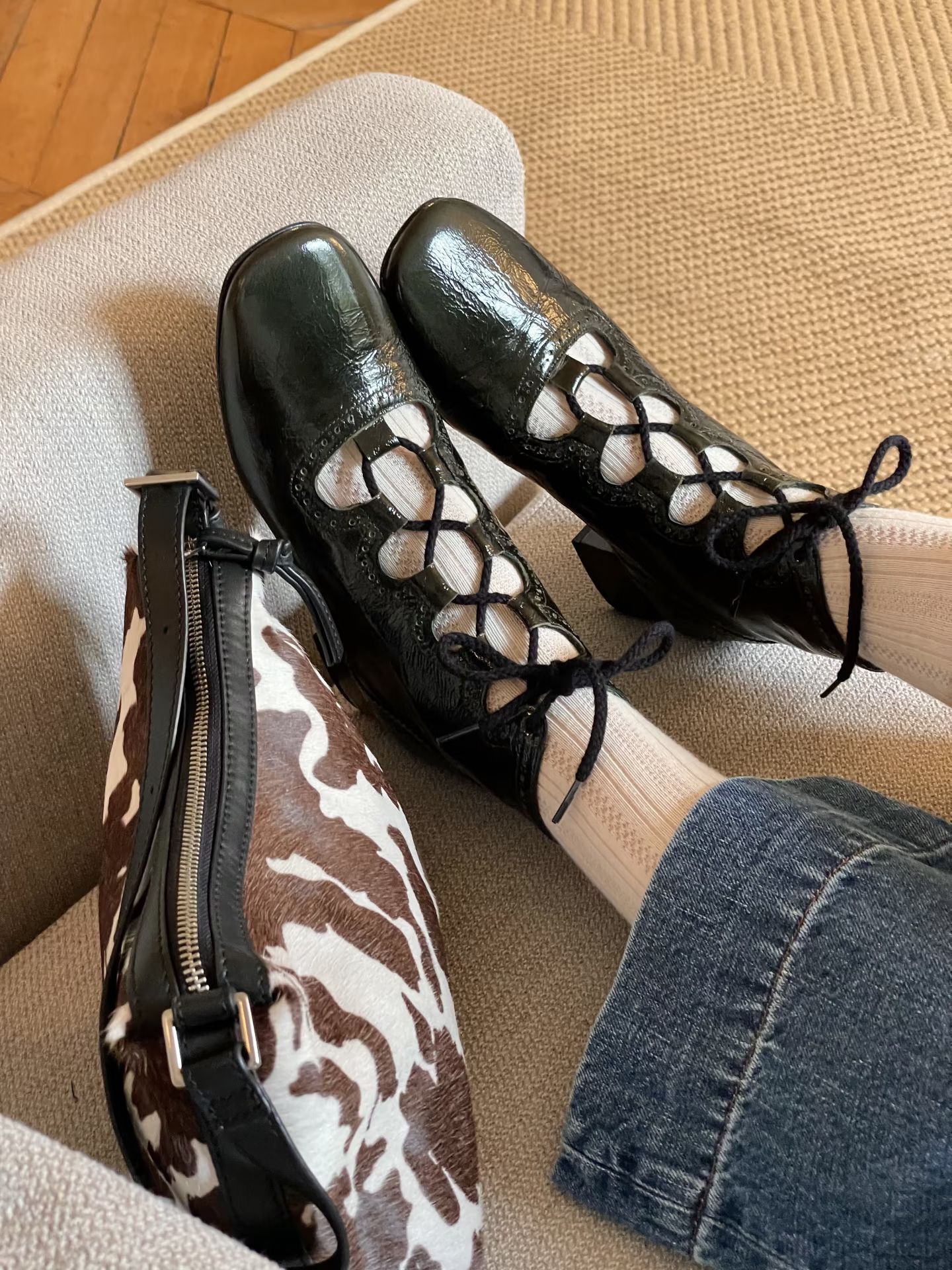 方头 系带 皮革  - VALI鞋履AI设计主图