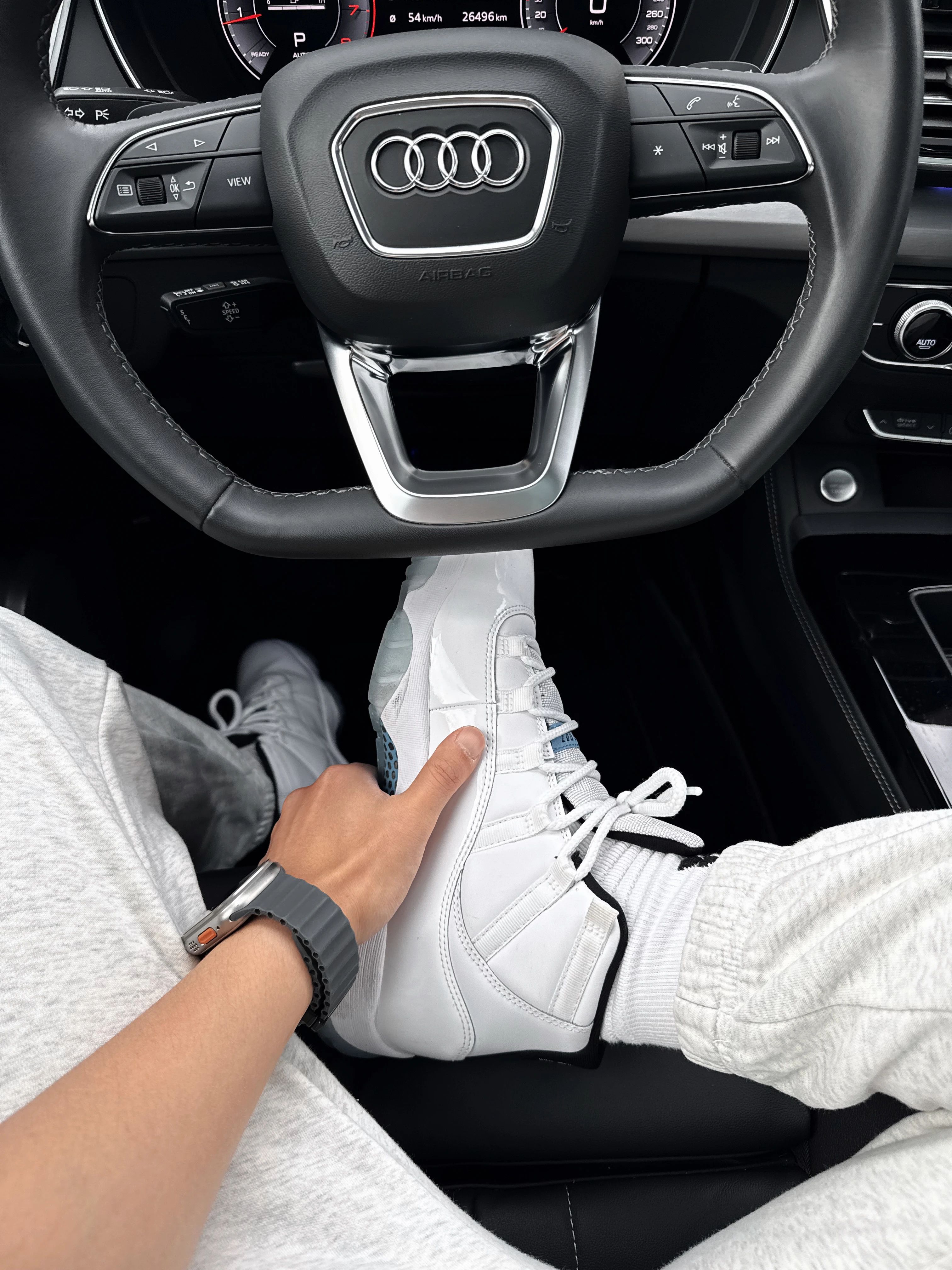 低帮 系带 皮革  - VALI鞋履AI设计主图