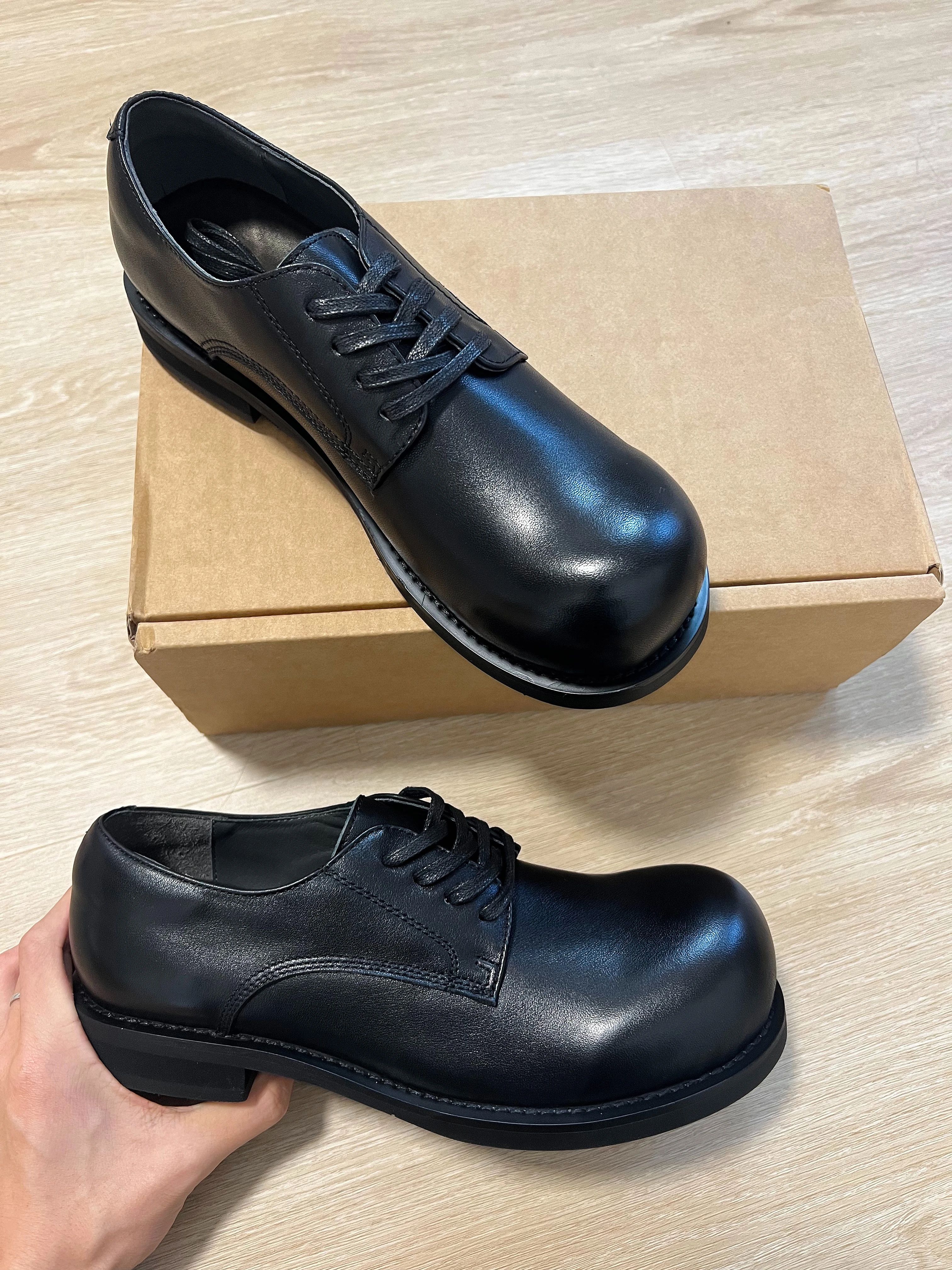 圆头 皮革  - VALI鞋履AI设计主图