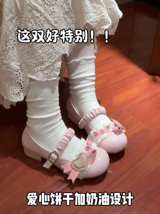 圆头 袢扣 中口鞋 皮革 