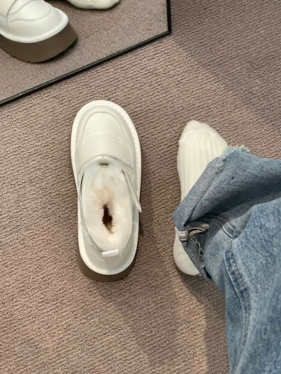 圆头 一脚蹬 皮革  - VALI鞋履AI设计主图