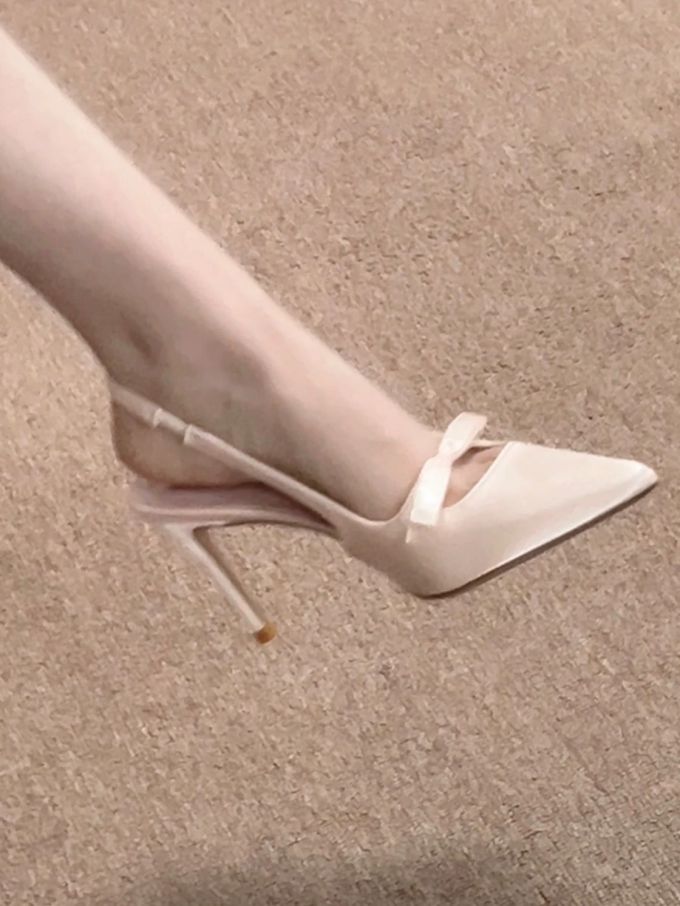 高跟 细跟 全粉色 乳粉色 巧克力麦芽 尖头 低帮 浅口鞋 皮革