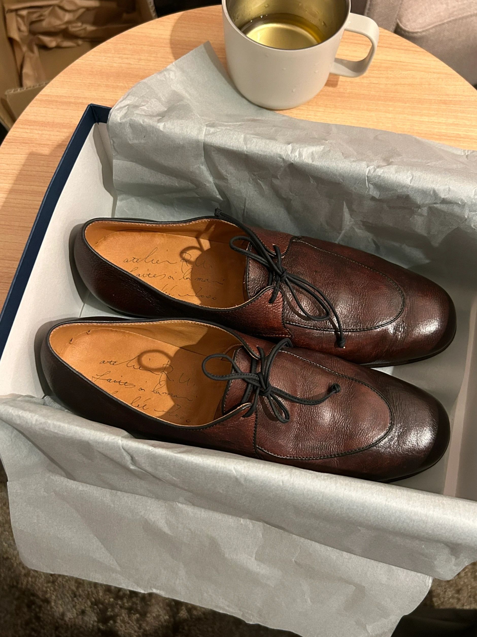 深洞 咖啡褐色 冰淇淋色 系带 皮革  - VALI鞋履AI设计主图