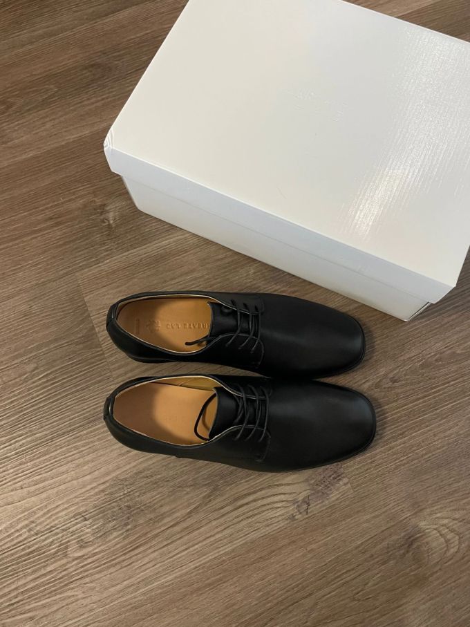 深洞 咖啡褐色 袋鼠色 圆头 系带 皮革