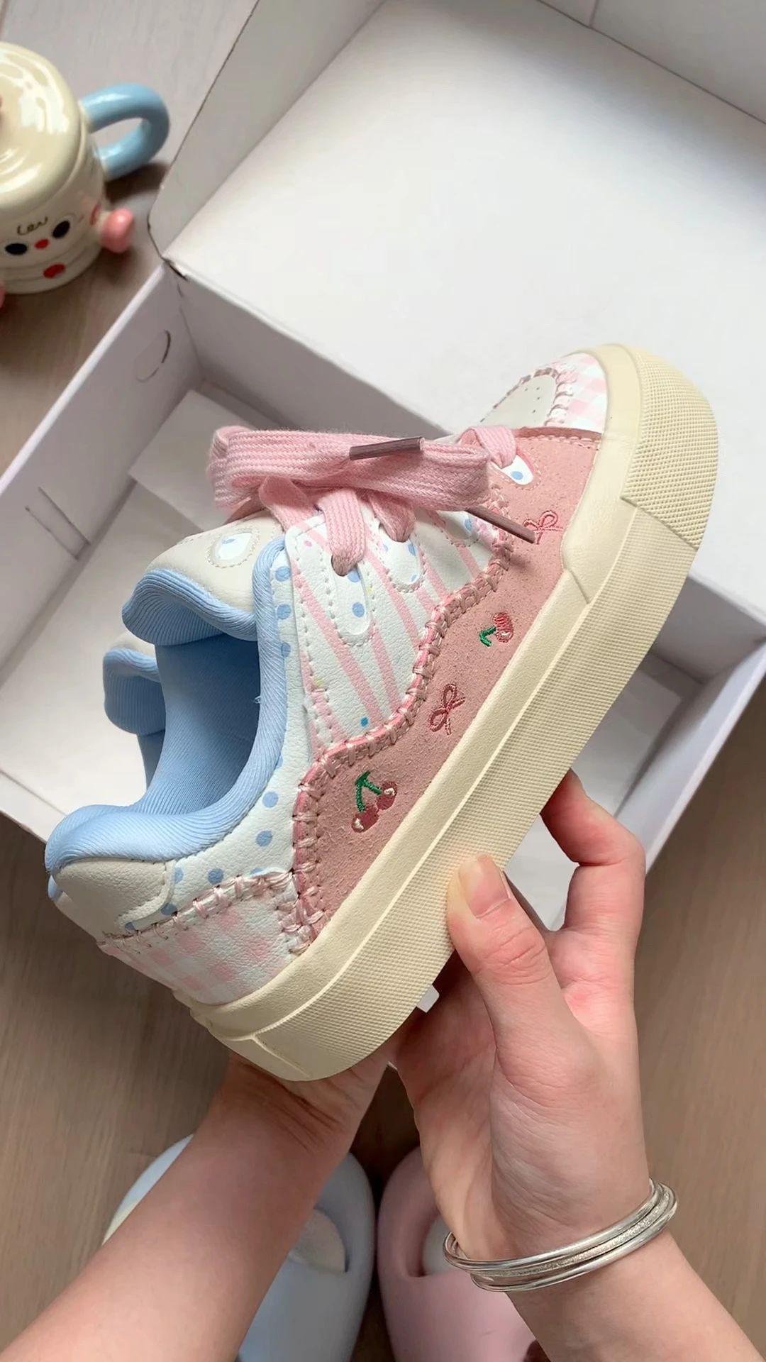 砂砾色 浅卡其色 漂白砂色 低帮 系带 布面 砂砾色 浅卡其色 漂白砂色 低帮 系带 布面 - VALI鞋履AI设计主图