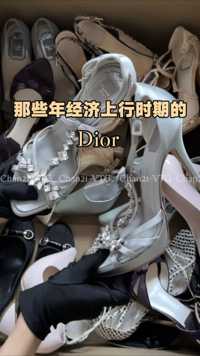 高跟 灰白色 轮廓灰 灰质 低帮 一脚蹬 浅口鞋 塑料